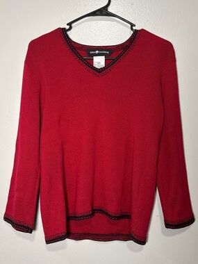 Sag Harbor Red V-neck Sweater with Black Trim